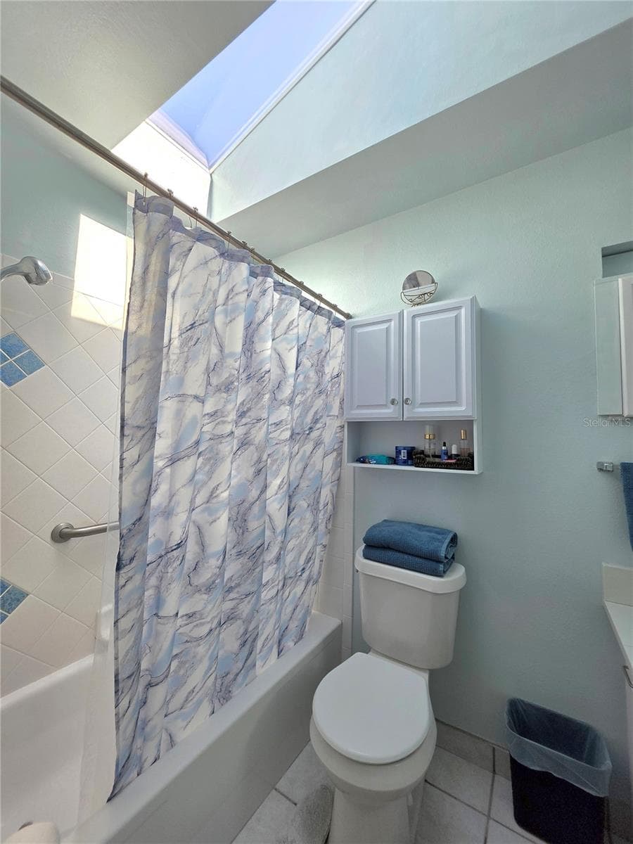 9040 BAY DRIVE — photo 27 of 47