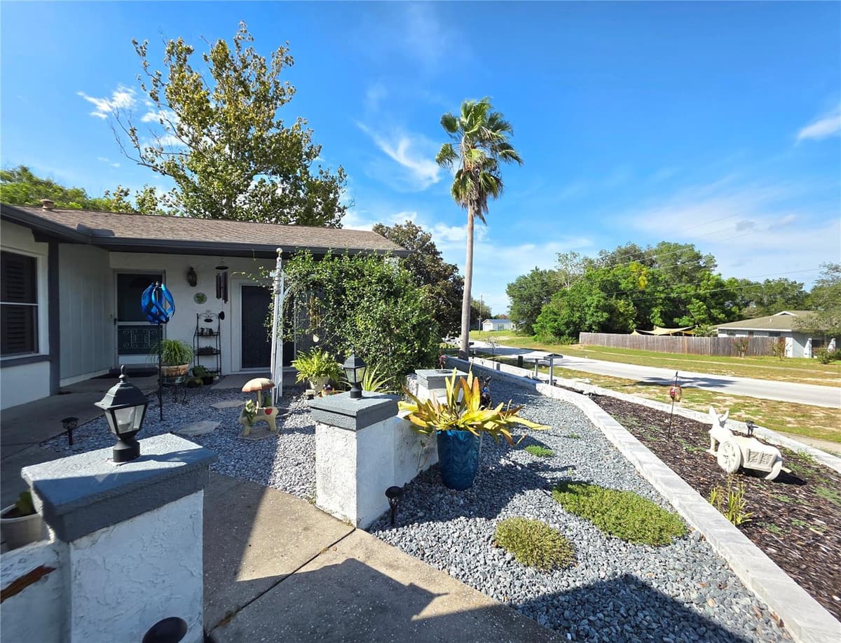 9040 BAY DRIVE — photo 47 of 47