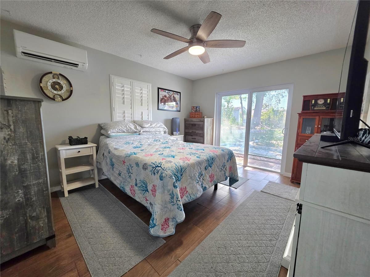 9040 BAY DRIVE — photo 23 of 47