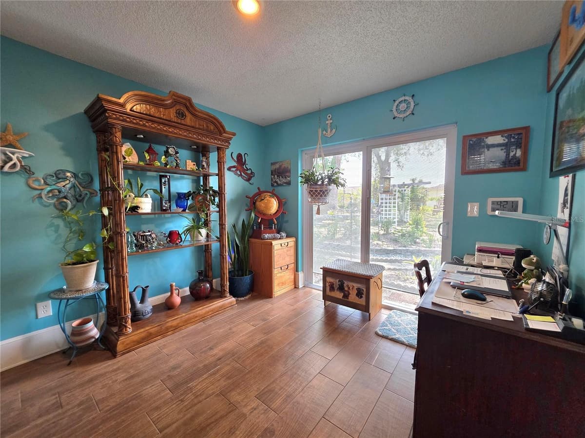 9040 BAY DRIVE — photo 7 of 47