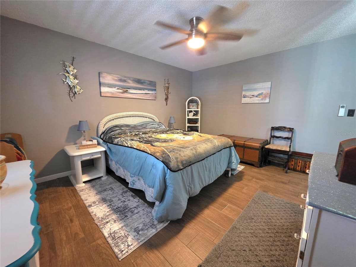9040 BAY DRIVE — photo 19 of 47