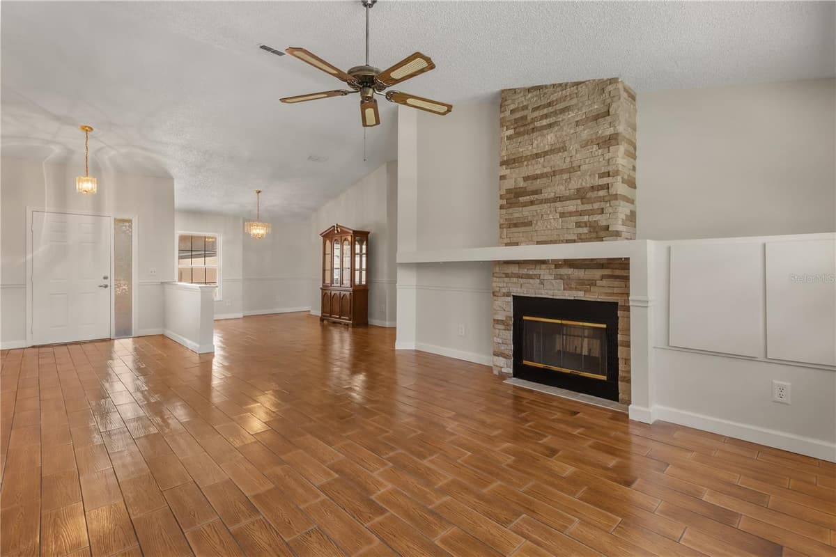 3236 TIMUCUA CIRCLE — photo 10 of 38
