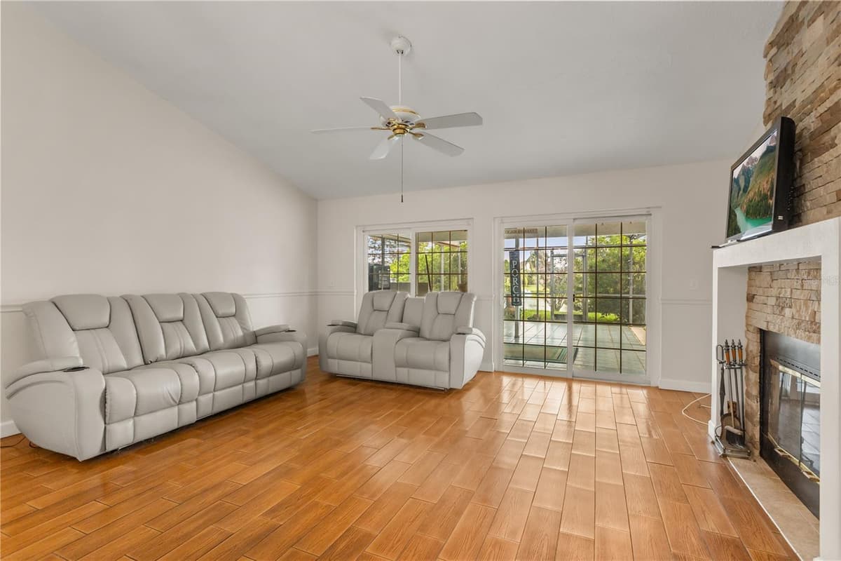 3236 TIMUCUA CIRCLE — photo 6 of 38