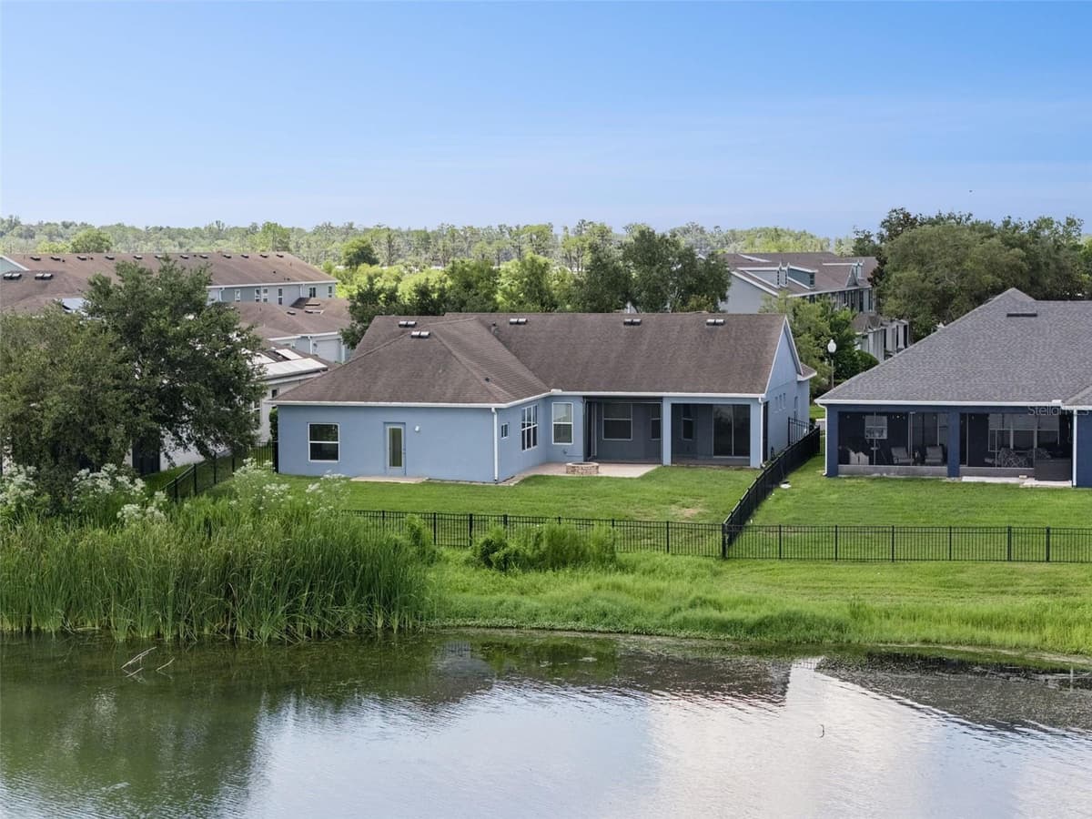 589 BLUE CYPRESS DRIVE — photo 41 of 80