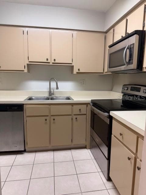 7523 DOLONITA DRIVE — photo 5 of 10
