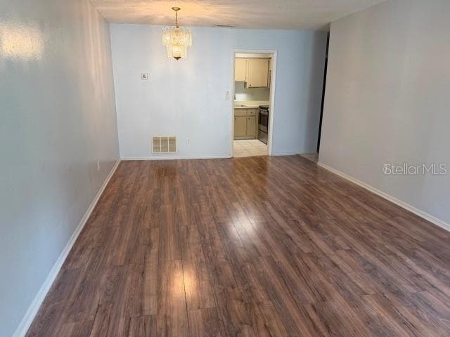 7523 DOLONITA DRIVE — photo 3 of 10