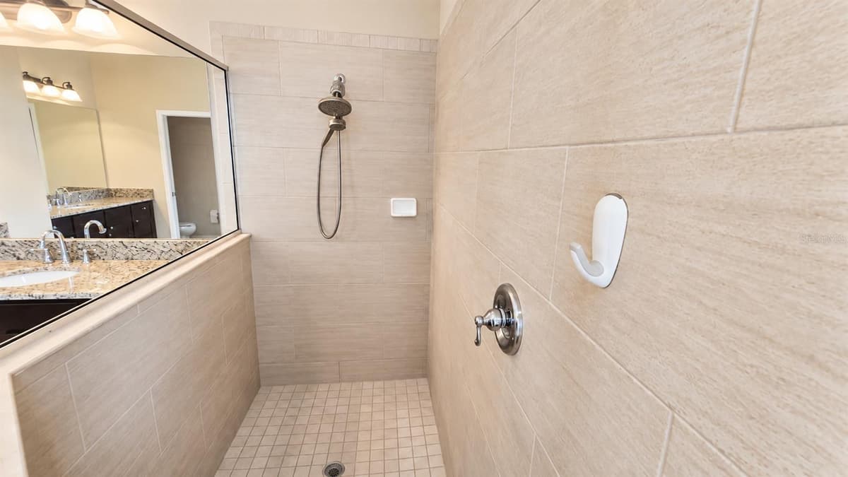 10619 MISTFLOWER LANE — photo 18 of 37