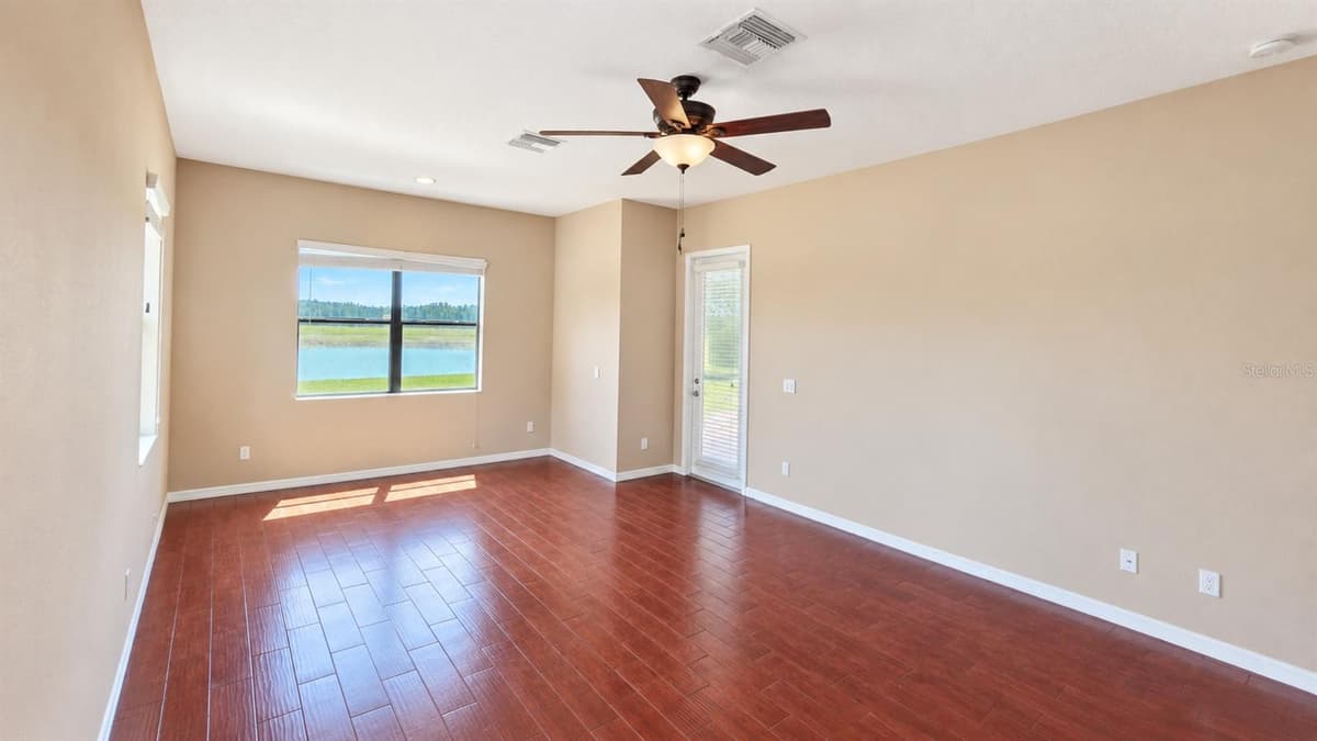 10619 MISTFLOWER LANE — photo 15 of 37