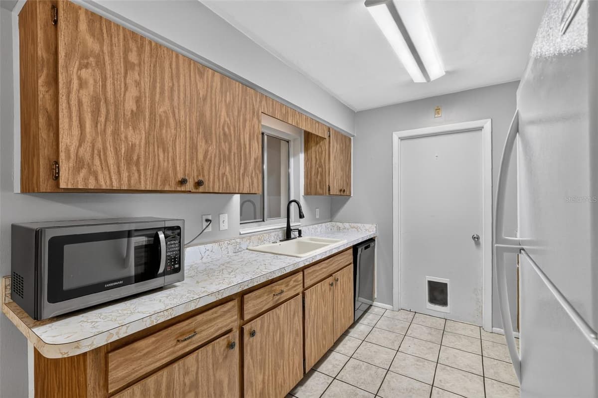 1305 ORANGE AVENUE — photo 4 of 24