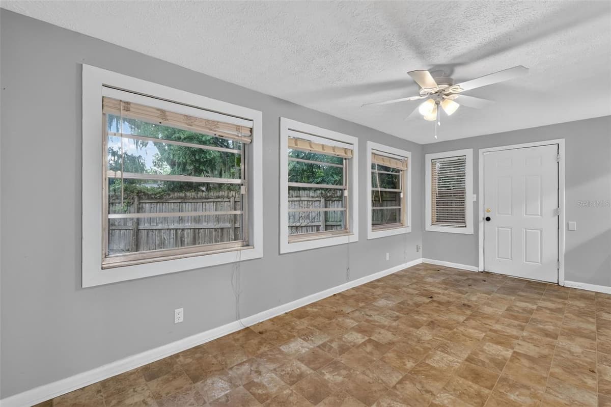 1305 ORANGE AVENUE — photo 5 of 24
