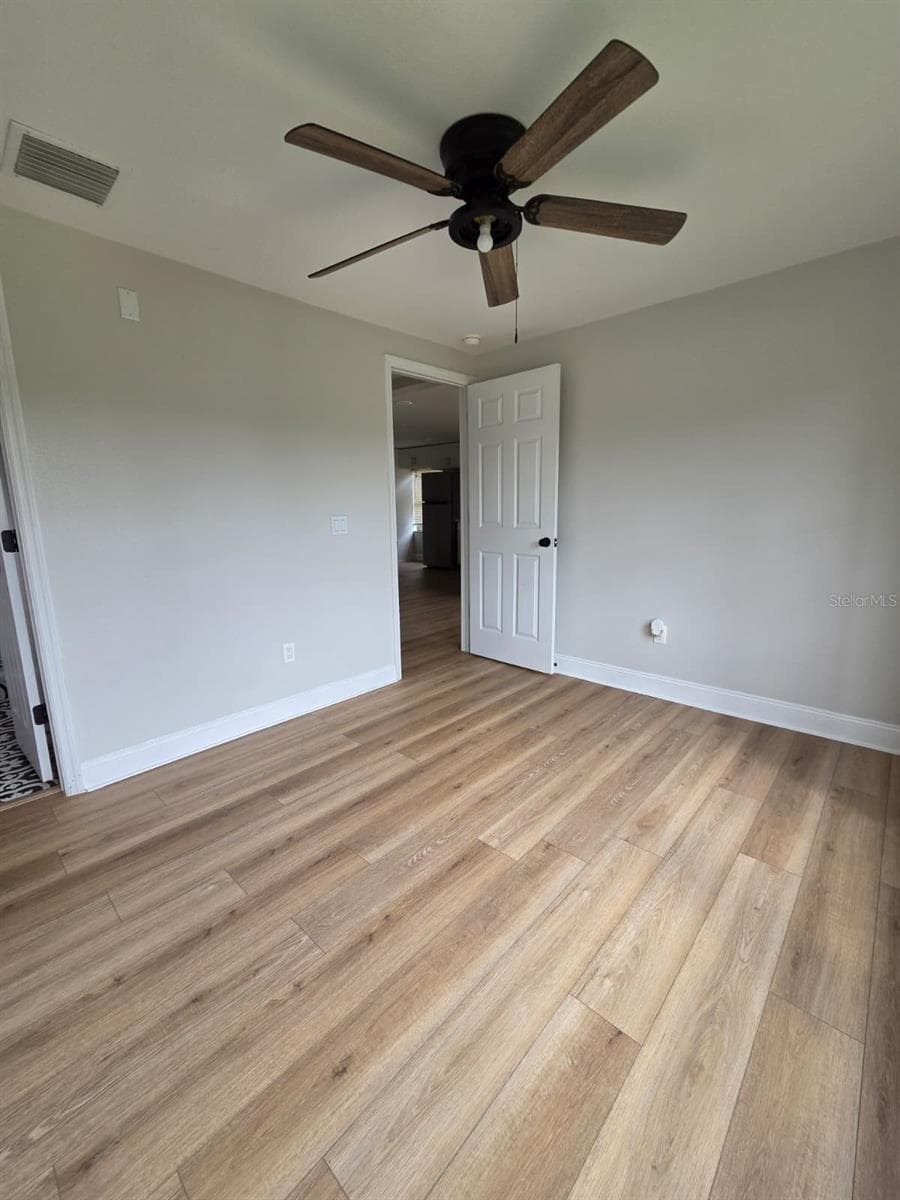 300 ERON WAY — photo 19 of 30