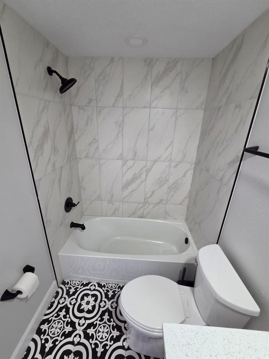 300 ERON WAY — photo 11 of 30