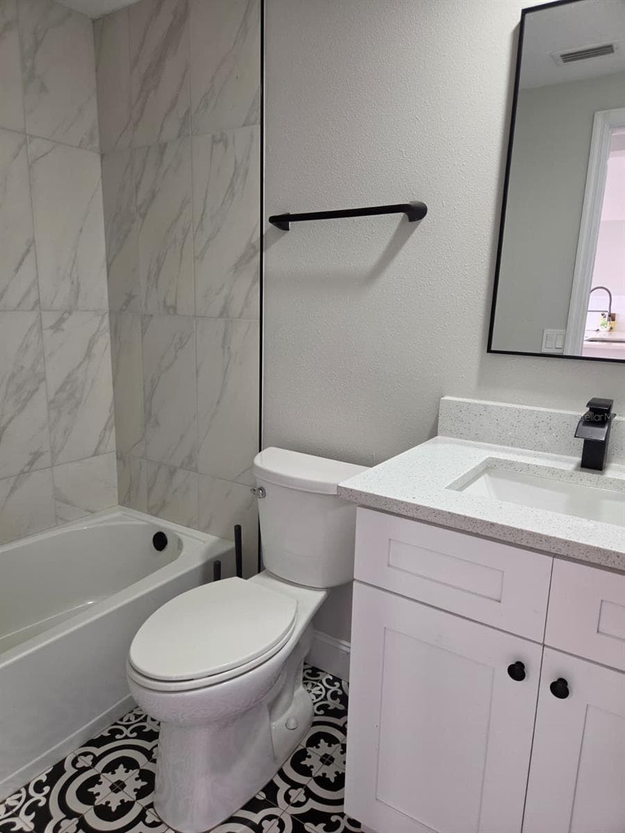 300 ERON WAY — photo 13 of 30