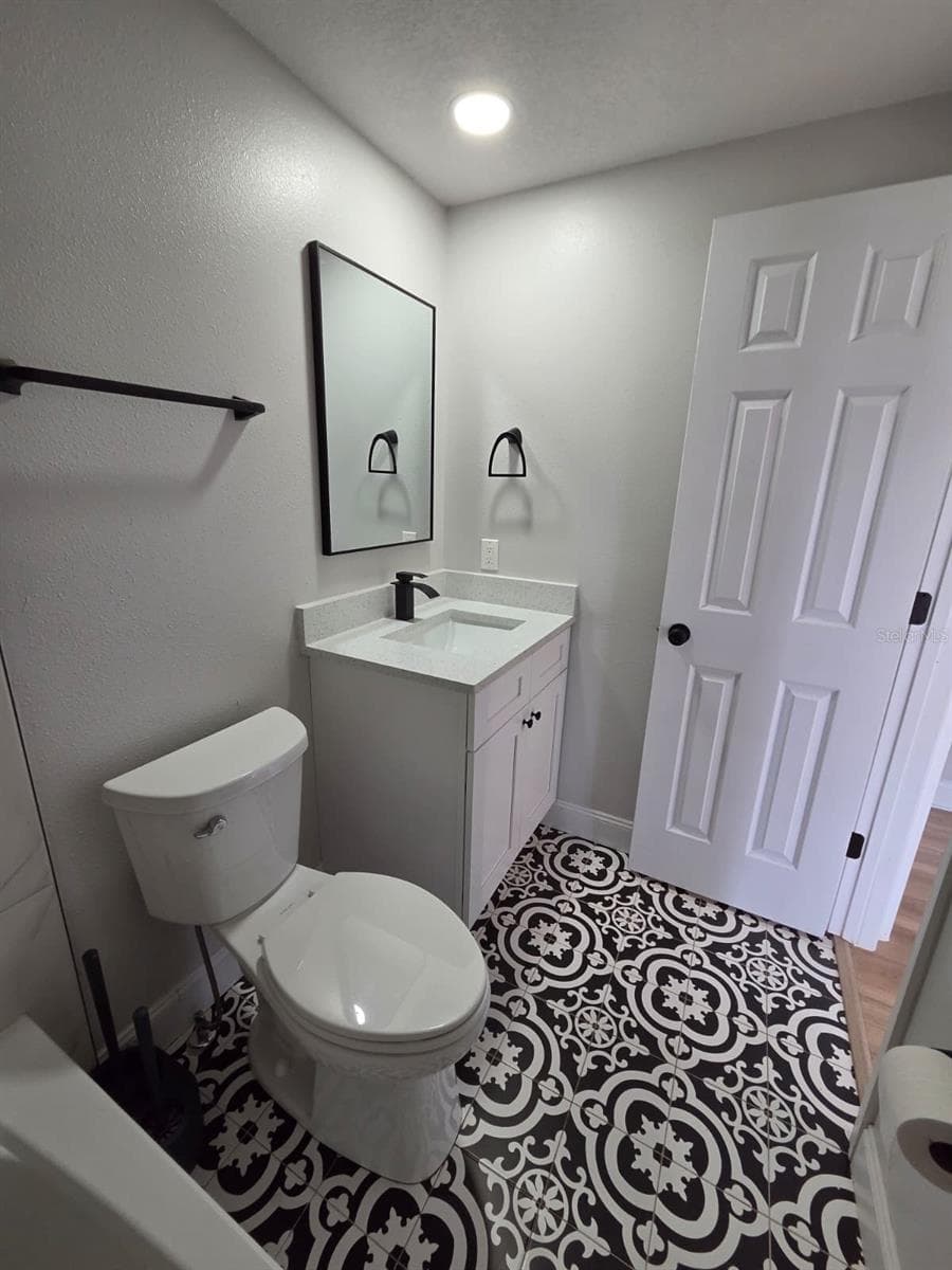 300 ERON WAY — photo 18 of 30