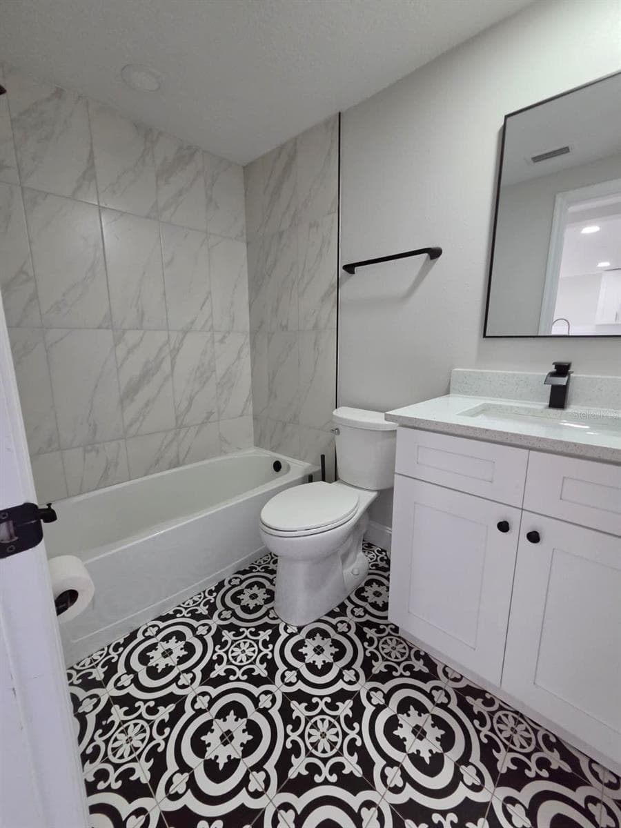 300 ERON WAY — photo 10 of 30
