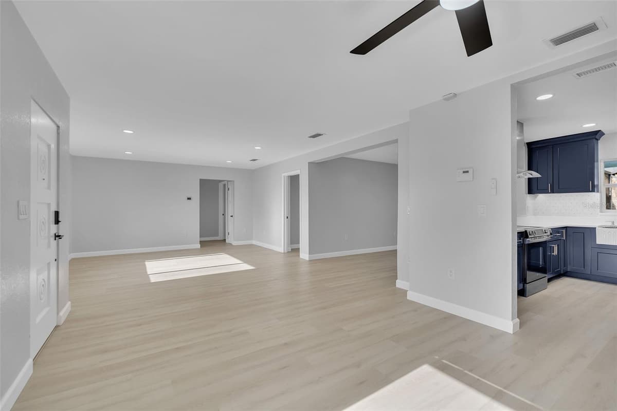 2769 WISTERIA PLACE — photo 17 of 52