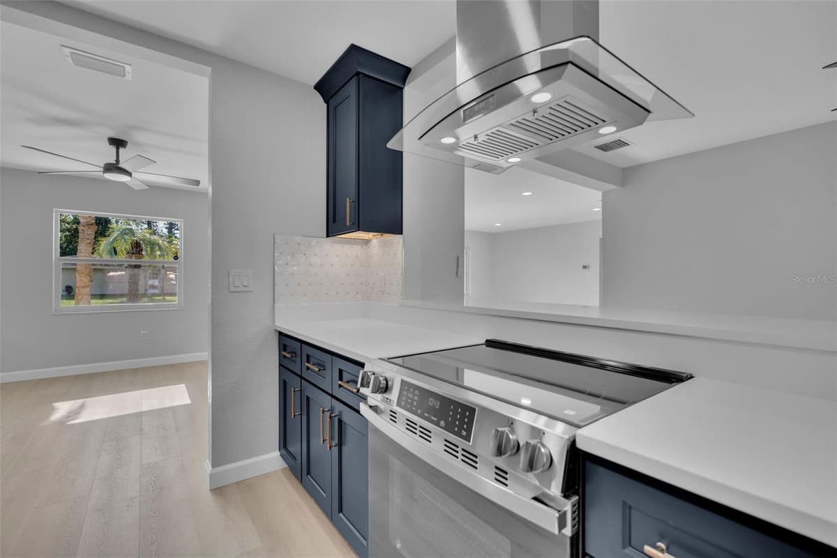 2769 WISTERIA PLACE — photo 30 of 52