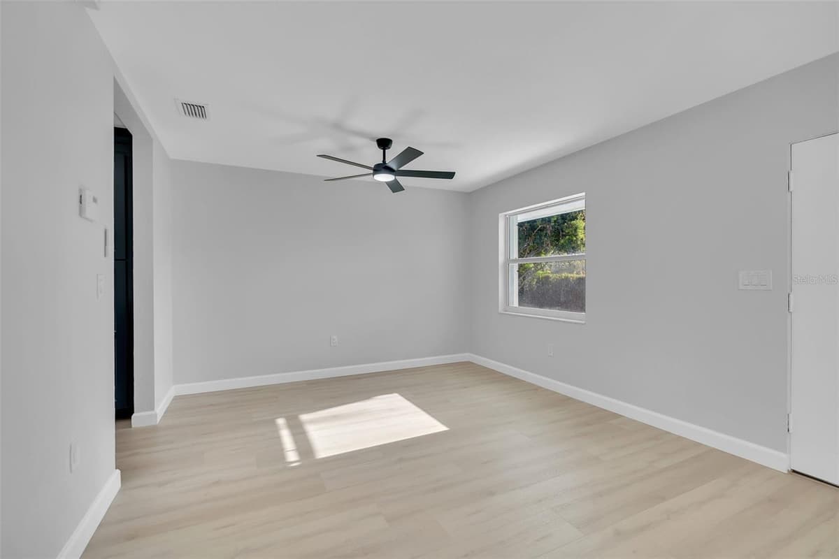 2769 WISTERIA PLACE — photo 15 of 52
