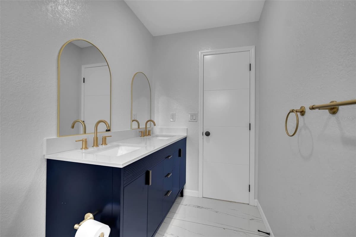 2769 WISTERIA PLACE — photo 46 of 52