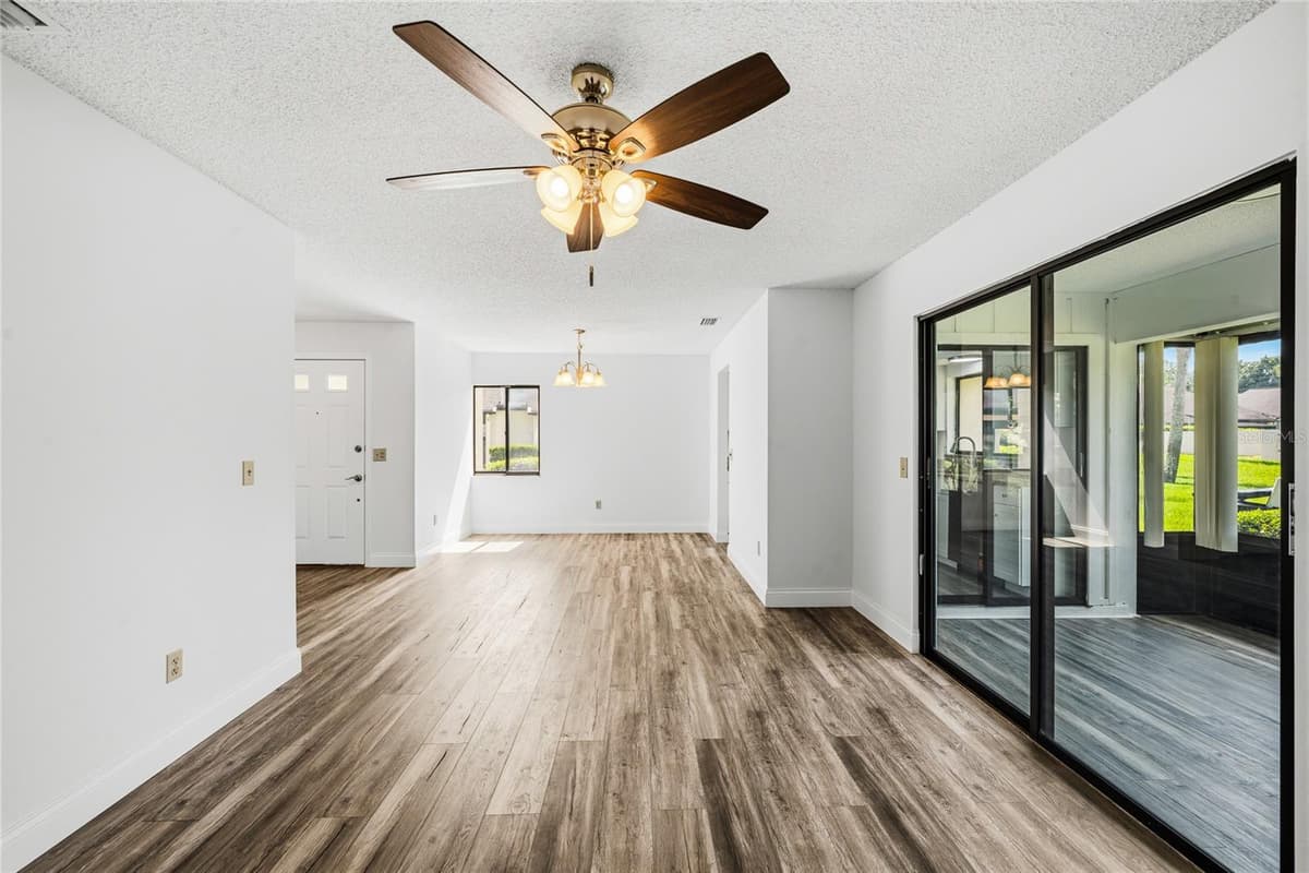 101 GRAND PLAZA DRIVE — photo 12 of 32