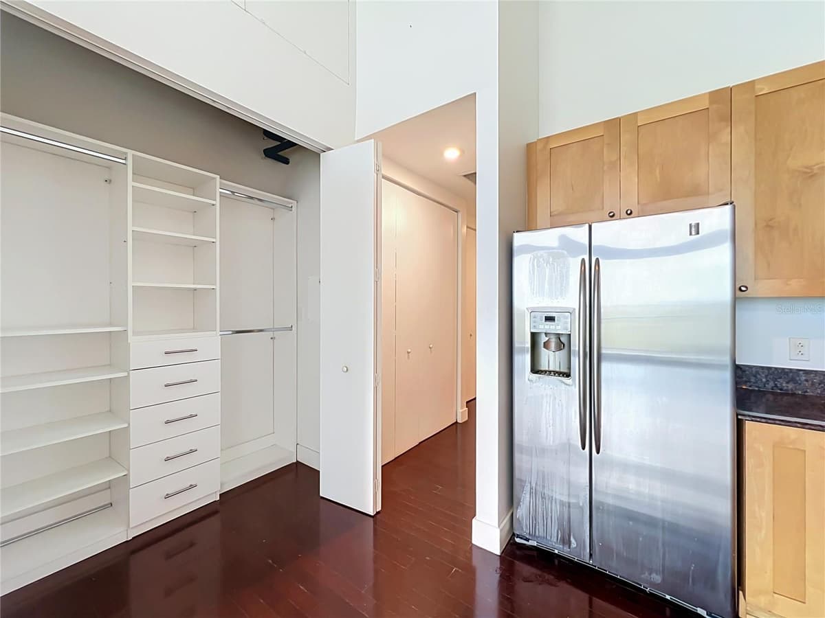 150 ROBINSON STREET — photo 13 of 33