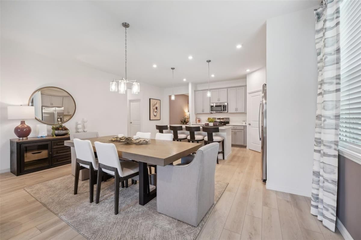5816 CLIFFBOW LOOP — photo 7 of 39