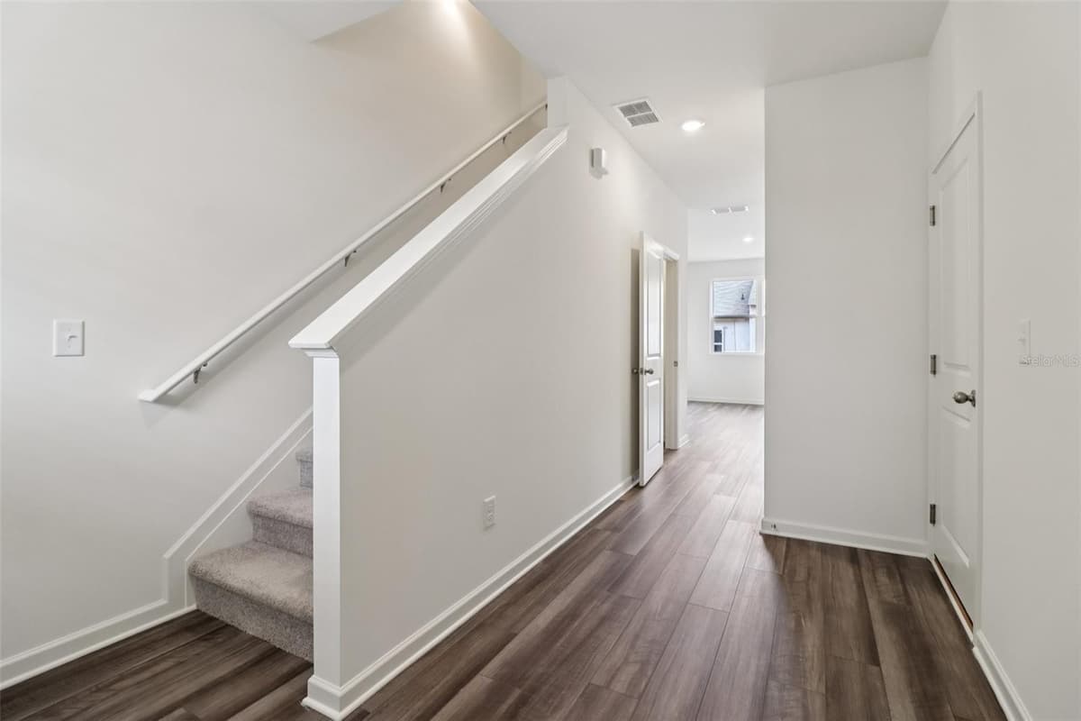3689 SPIRE DRIVE — photo 3 of 22