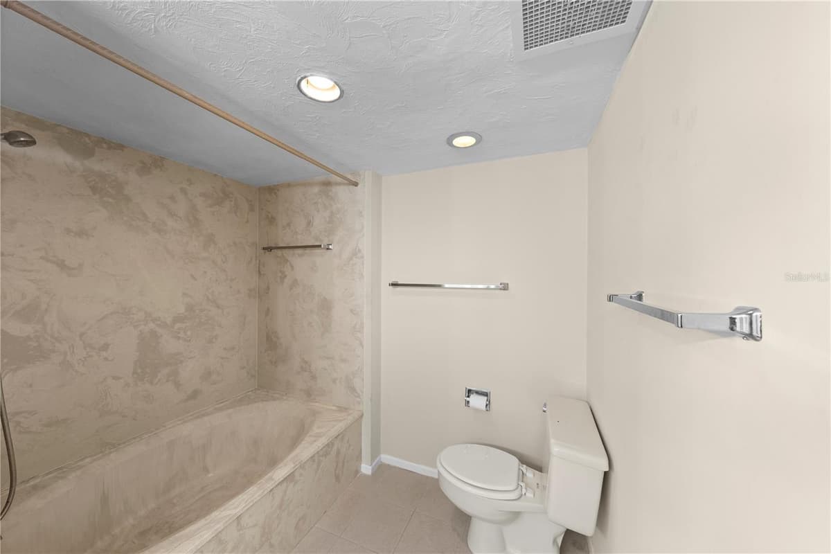 3003 ATLANTIC AVENUE — photo 23 of 41