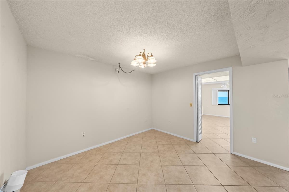 3003 ATLANTIC AVENUE — photo 11 of 41