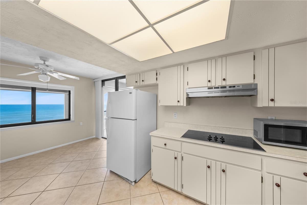 3003 ATLANTIC AVENUE — photo 13 of 41