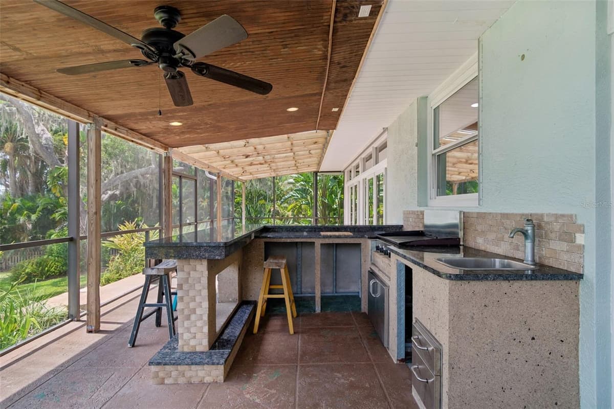 904 BAYSHORE DRIVE — photo 43 of 70