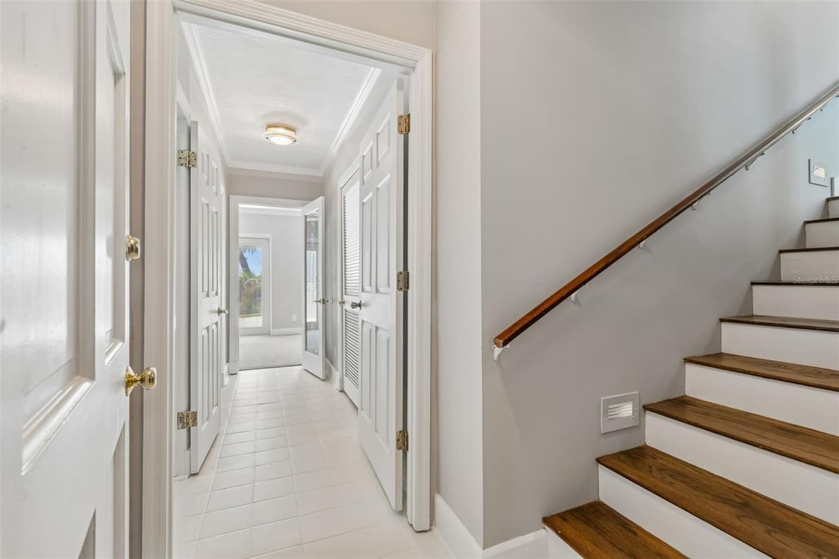 904 BAYSHORE DRIVE — photo 33 of 70