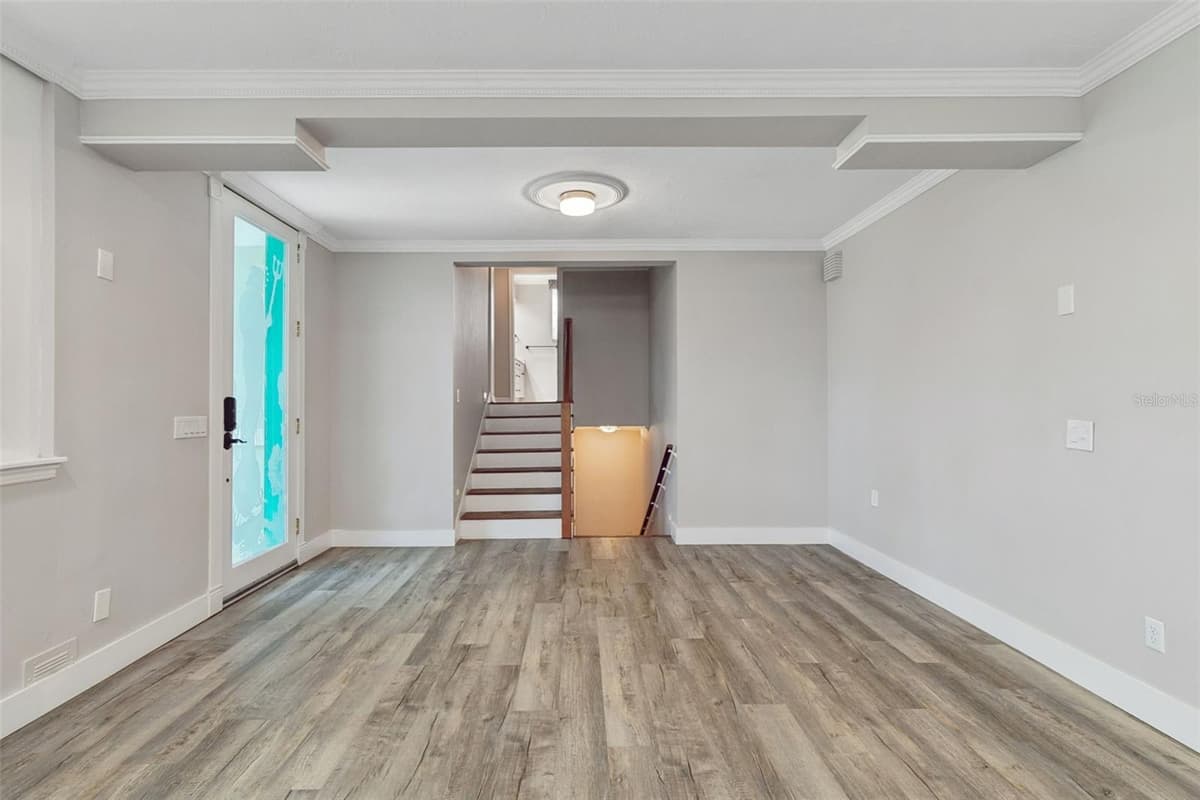 904 BAYSHORE DRIVE — photo 17 of 70