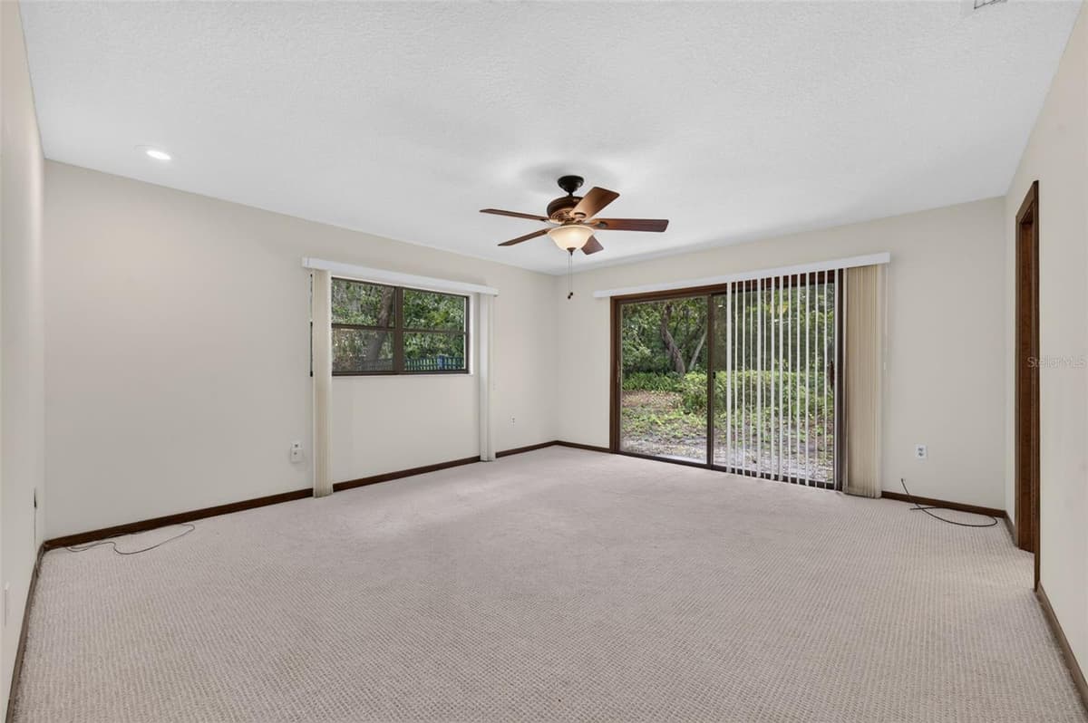 212 FLAME AVENUE — photo 26 of 50