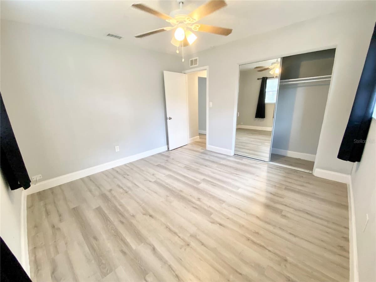 2343 8TH STREET — photo 8 of 13