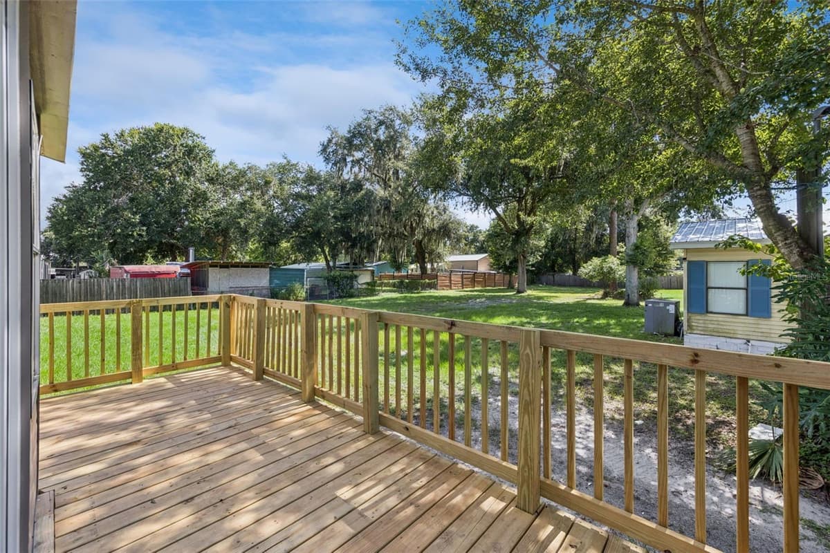 5038 CAMBRIDGE DRIVE — photo 28 of 29