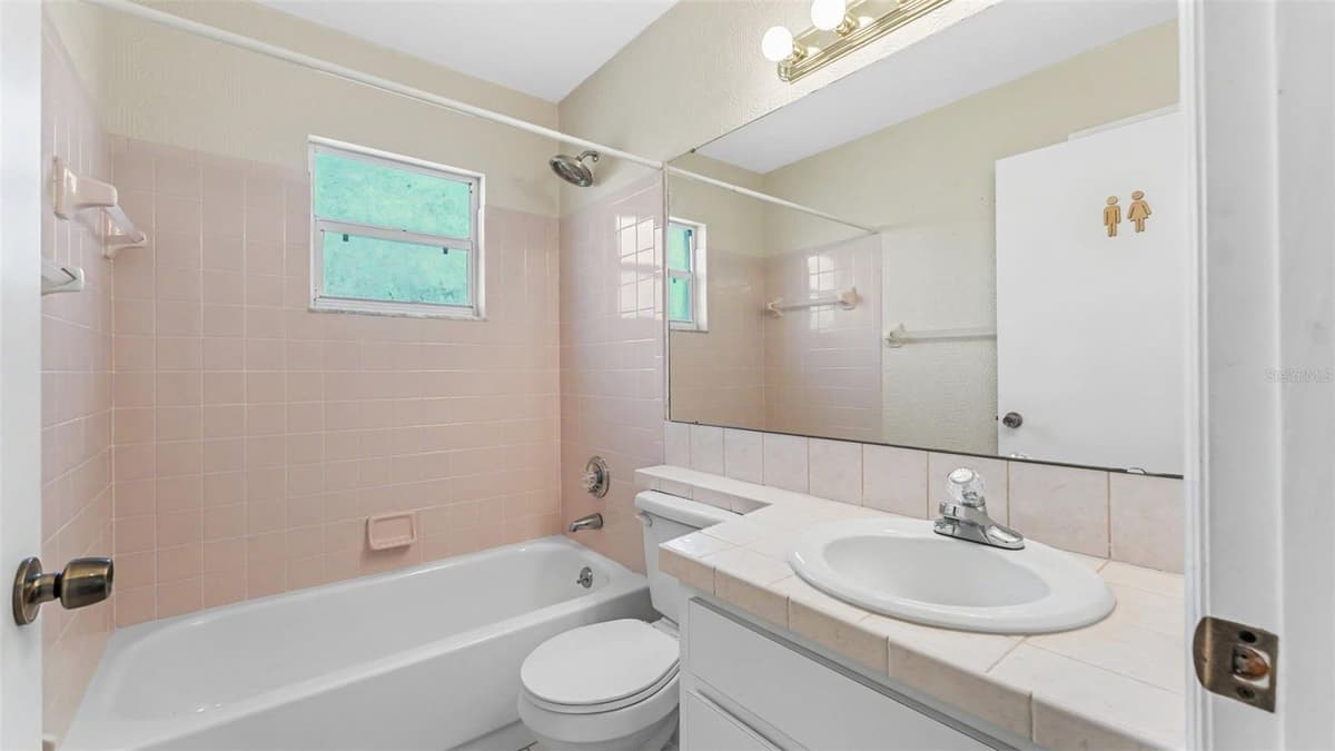 2515 JENNIFER DRIVE — photo 22 of 45