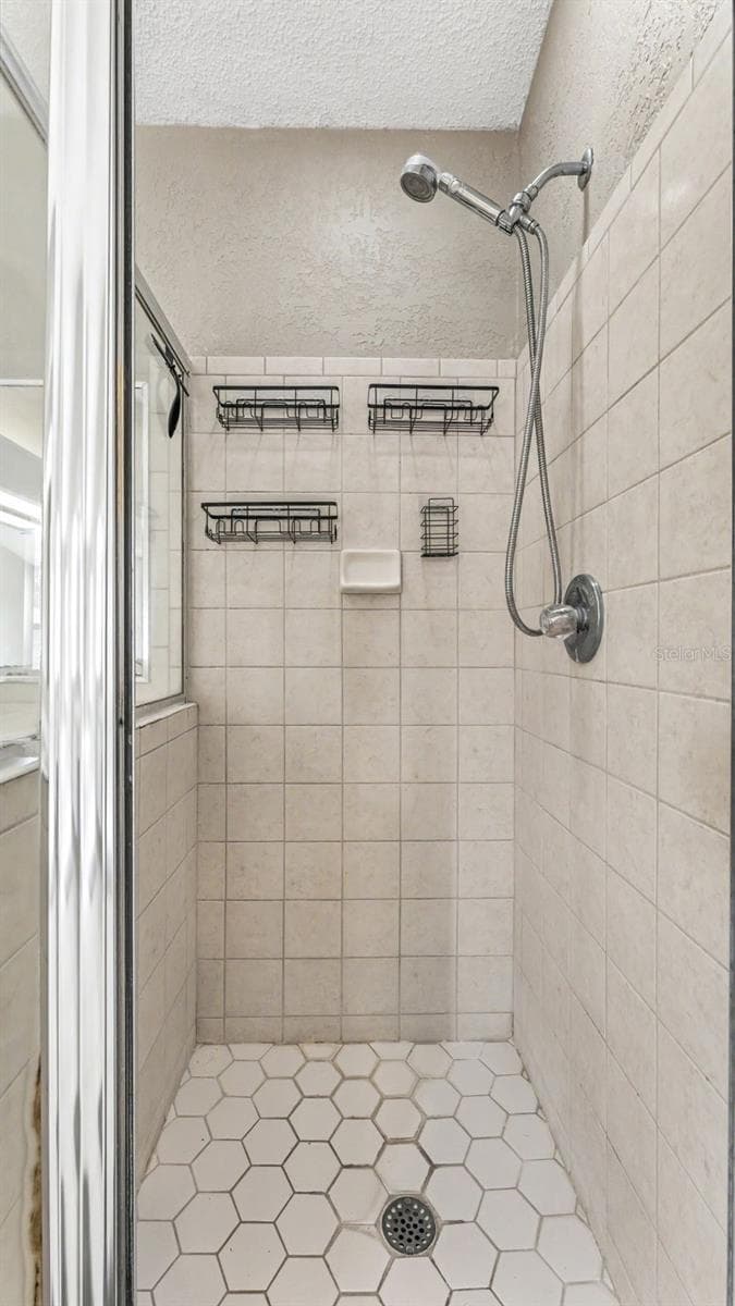 2515 JENNIFER DRIVE — photo 31 of 45