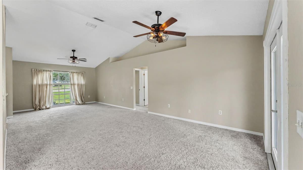 2515 JENNIFER DRIVE — photo 11 of 45