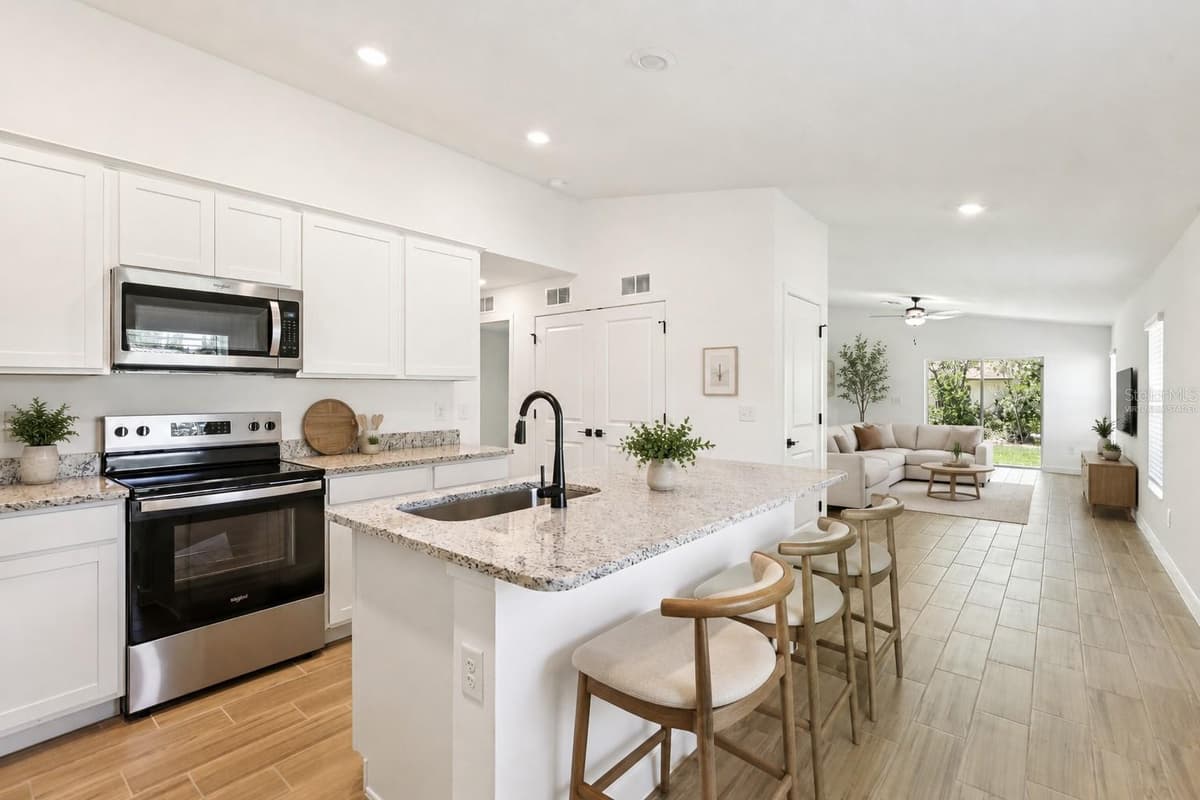 7160 CANOPY LANE — photo 3 of 11