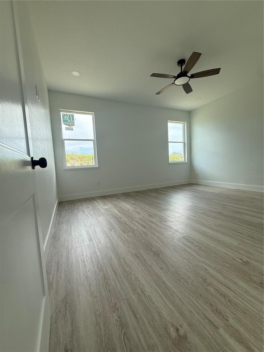 5541 MOONGATE ROAD — photo 11 of 19