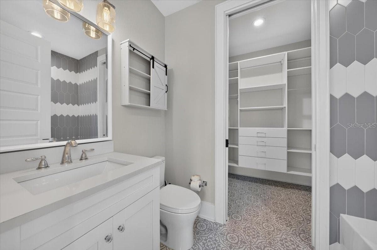 1308 PLYMOUTH STREET — photo 37 of 55