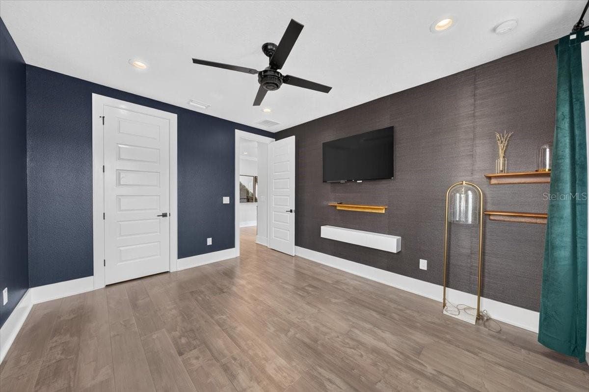 1308 PLYMOUTH STREET — photo 32 of 55