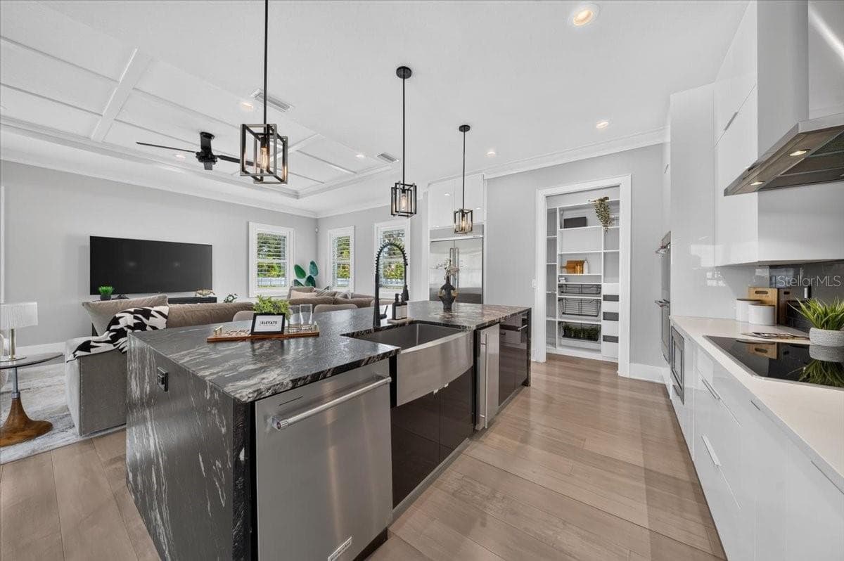 1308 PLYMOUTH STREET — photo 11 of 55