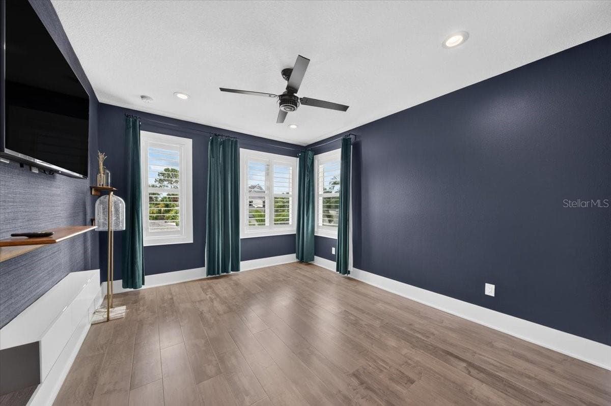 1308 PLYMOUTH STREET — photo 31 of 55