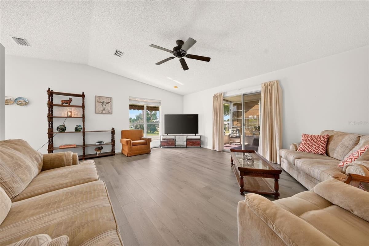1207 PALMETTO DRIVE — photo 26 of 71