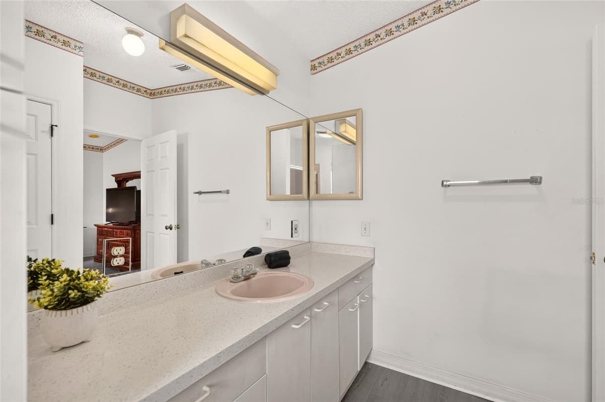 1207 PALMETTO DRIVE — photo 46 of 71