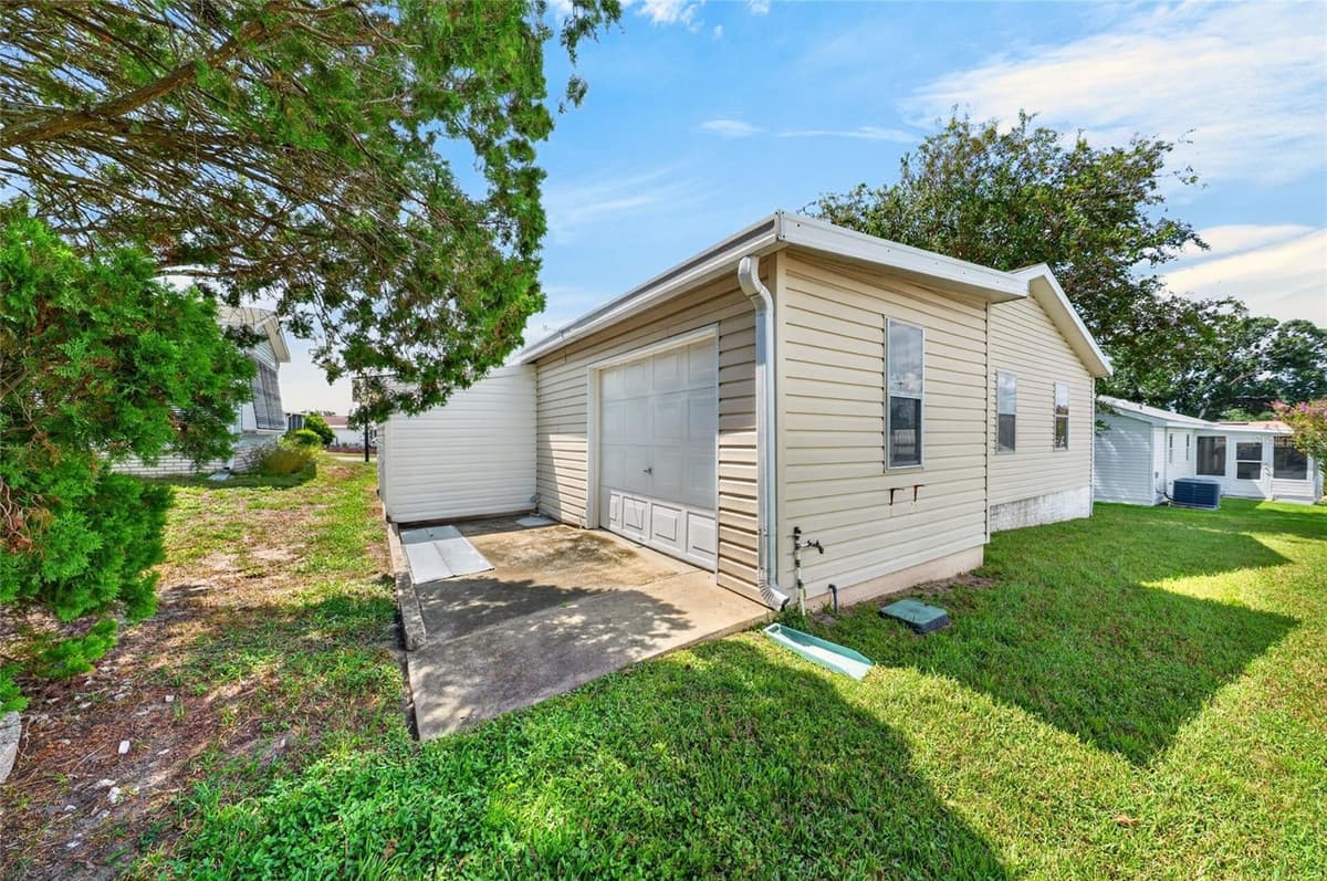 1207 PALMETTO DRIVE — photo 2 of 71