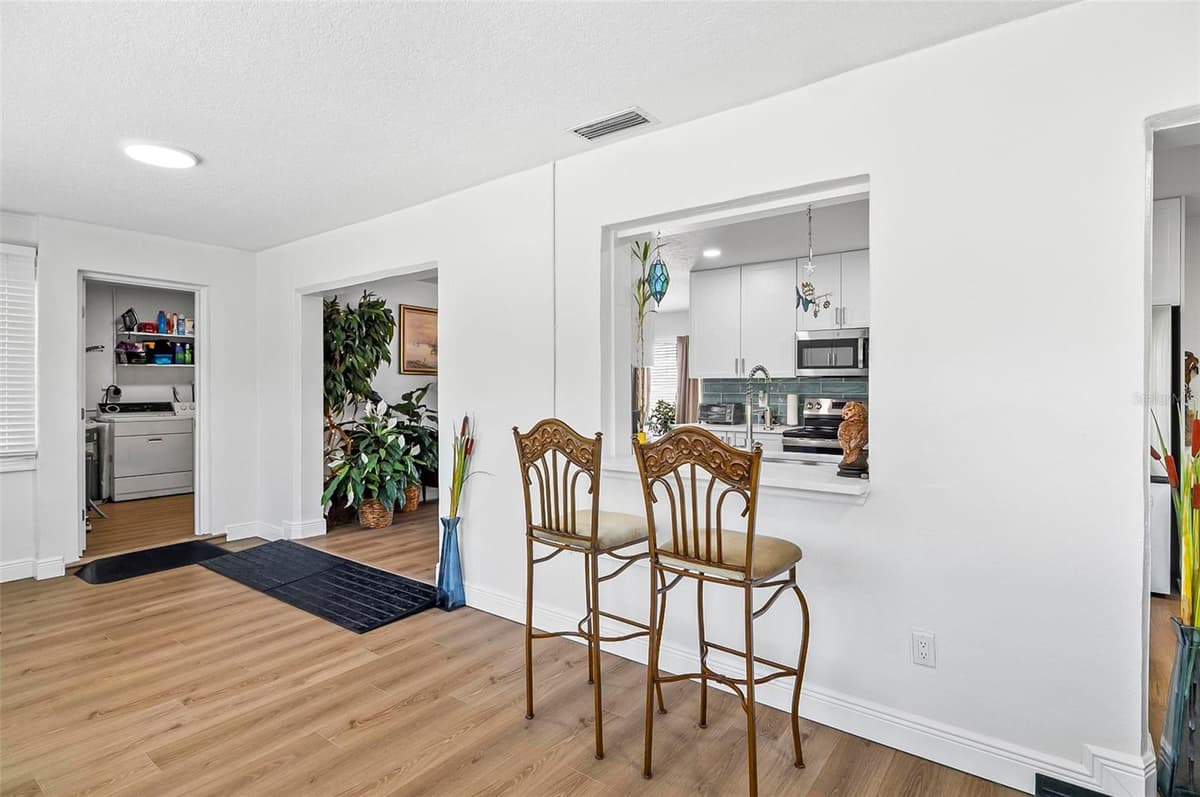 45 FARRAGUT DRIVE — photo 14 of 51