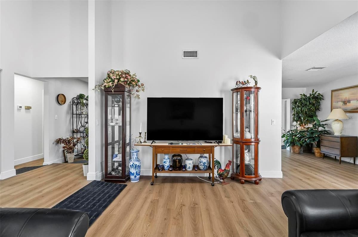 45 FARRAGUT DRIVE — photo 27 of 51
